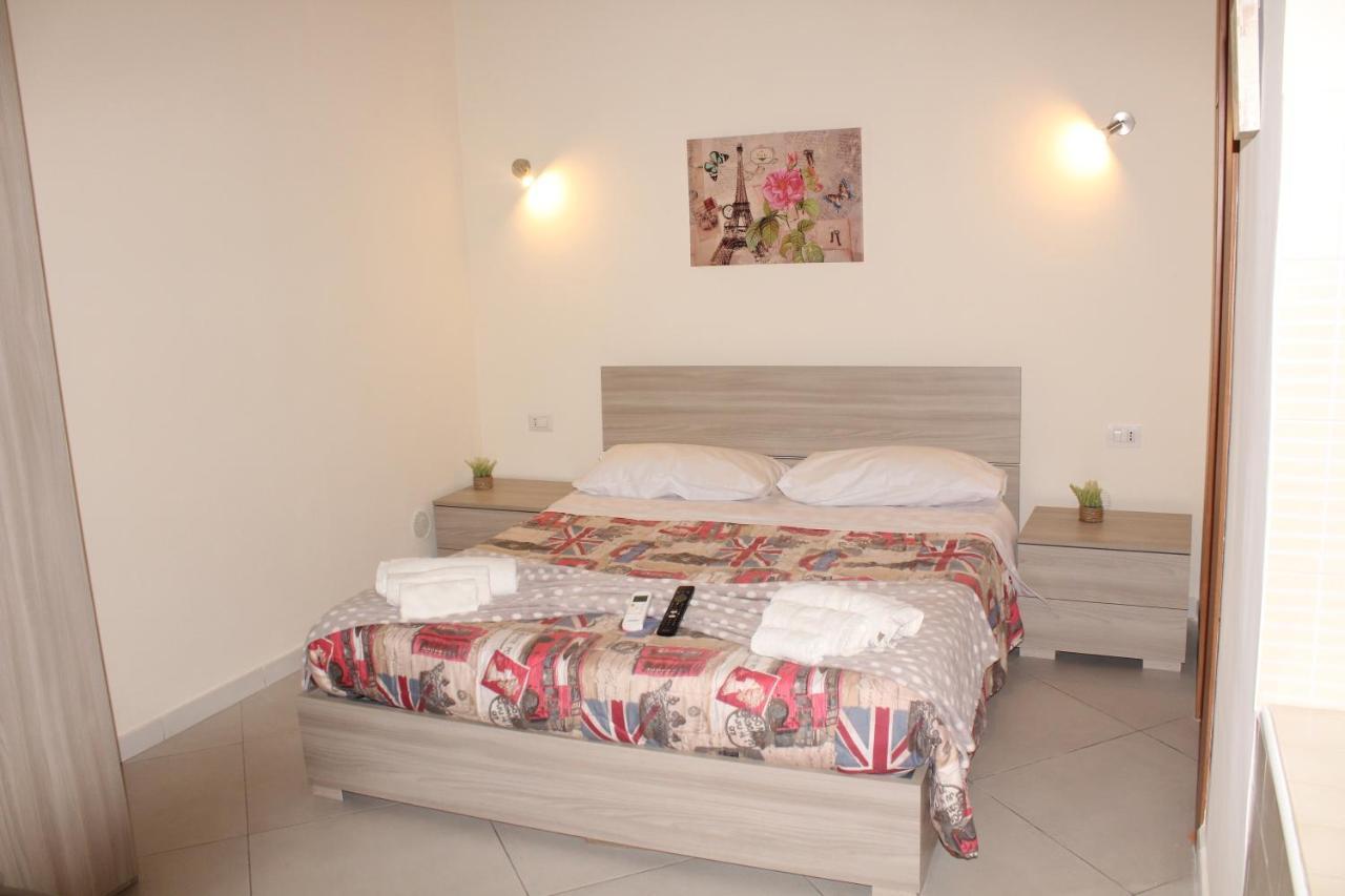 Casa Milu Napoli Centro Apartment Luaran gambar